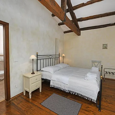 Luxuriose Cirsium Mit Eigenen Pool * Barat (Porec)